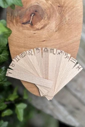 Ahşap Düz Model 15mm en x 100mm boy x 0,5mm kalınlık 12 BURÇ (MODEL-2) DESENLİ Mum Fitili + Sehpa thumbnail 2