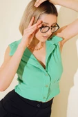 Bürümcüklü Kolsuz Bluz Yeşil thumbnail 1