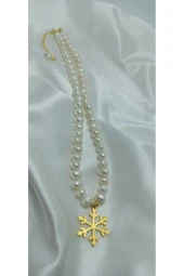 24K Altın Kaplama Gerçek İnci Kar Tanesi Detaylı Dorikalı Tasarım Kolye thumbnail 1