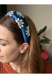 BYM074 Tasarım El İşi Kadın Taç Saten Abiye Zirkon Taş Saç Aksesuarı Çiçekli Model Mavi Saç Tacı thumbnail 3
