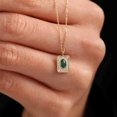 Zümrüt Taşlı Altın Kolye Momento - 3