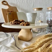 Akayev Mermer 28 Cm Ahşap Ayaklı Beyaz Yuvarlak Sunum Tabağı - 2