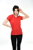 V Yaka Basic Kadın Tişört T-shirt Kırmızı - 1