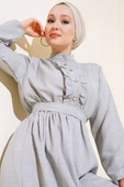 Önü Fırfırlı Keten Elbise Gri thumbnail 2