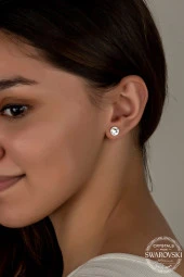 Swarovski Crystal Kadın Çivili Gümüş Küpe - 1