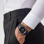 Versace VRSCVERD00118 Erkek Kol Saati thumbnail 2