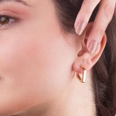 14 Ayar İtalyan V Tasarım Altın Küpe 3,00 gr - 2