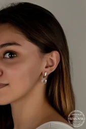 Swarovski Crystal Kadın Beyaz Papatya Gümüş Küpe - 2