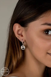 Swarovski Crystal Kadın Beyaz Sallantılı Gümüş Küpe - 1