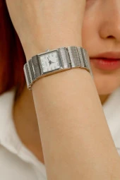 Noi Beyaz Kadran Gümüş Kordon Kadın Kol Saat thumbnail 4