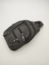 Küçük Boy Sade Model Erkek El ve Göğüs Çantası Siyah Renk thumbnail 4