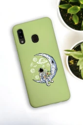 Samsung Galaxy A20 Uyumlu Keyifli Astronot Desenli Premium Silikonlu Lansman Telefon Kılıfı - 1