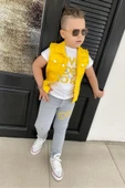 Erkek Çocuk Üzeri Göz ve Yazı Baskılı Tişört Sıfır Kol Jean Sarı Yelek Alt Üst Takım thumbnail 6