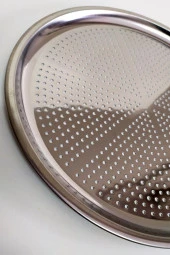 Delikli Çelik Pizza Ve Lahmacun Tepsisi Orta Boy -32  cm - 2