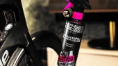 Muc-Off Antibakteriyel ekipman temizleyici 500ML thumbnail 3
