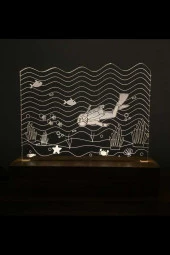 BY-LAMP Dalgıç Figürlü Dekoratif Hediye Led Masa Lambası | Günışığı Renk | Ahşap Taban thumbnail 1