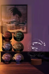 BY-LAMP Astronot Figürlü Led Masa Lambası | 7 Işık Rengi | Ahşap Taban thumbnail 2