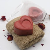 Tardan Doğal El Yapımı Dekoratif Banyo ve El Sabunu Kalp Desenli -Gül Kokulu- 2 Adet - 2