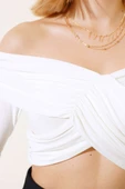 Kayık Yaka Önü Büzgülü Bluz Ekru thumbnail 4