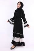 Kol ve Etek Ucu İki Renkli Bel Kuşaklı Piliseli Abaya 7454 Siyah-Beyaz thumbnail 3