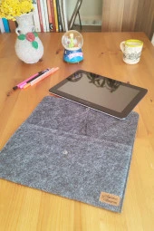 Keçe Tablet Kılıfı Antrasit Apple Samsung Asus Lenovo Casper Tüm Markalara Uyumlu thumbnail 3