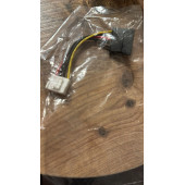 4 PİN GİRİŞLİ SATA POWER  KABLOSU - 1