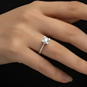 Kalpli Montür Swarovski Taşlı 925 Gümüş Tektaş Yüzük thumbnail 7