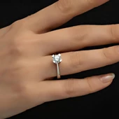 Kalpli Montür Swarovski Taşlı 925 Gümüş Tektaş Yüzük thumbnail 6