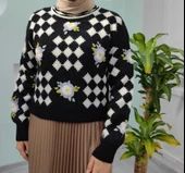 Triko Nakış Detaylı Desenli Kazak thumbnail 3