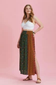 Yeşil Çiçekli Arka Bel Lastikli Derin Yırtmaçlı Büyük Beden Etek thumbnail 4