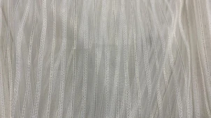 MAKARNA 150 MODEL ALTIN SİMLİ KIRIK BEYAZ RENK HAZIR DİKİLMİŞ PİLELİ TÜL PERDE 300*260 thumbnail 7