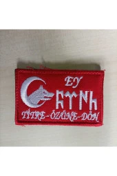 Ey Türk Titre-özüne-dön Yazılı Bayrak Ve Kurt Kırmızı Nakış Işleme Arma Patch Peç Kumaş - 1