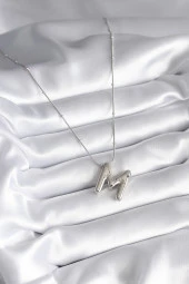 316L Çelik Gümüş Renk Bubble "M" Harf Model Kadın Kolye thumbnail 2