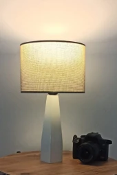 Belin Krem Ahşap Ayaklı Kum Beji Kumaş Başlık Abajur Yatak Odası Salon Okuma Köşesi - 5