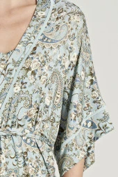 Kadın Klasik Şal Desenli İp Askılı V Yaka Belden Bağlamalı 3'lü Pijama Takımı thumbnail 9