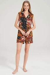 Kadın Karışık Desenli Önden Düğmeli Gömelk Yaka Şortlu Pijama Takımı thumbnail 1