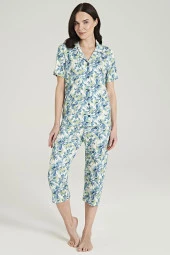 Kadın Pamuklu Yaprak Desenli Önden Düğmeli Kapri Pijama Takımı - 1