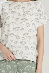 Kadın Pamuklu Sırt Düğme Detaylı Çicek Desenli Pijama Takımı - 6