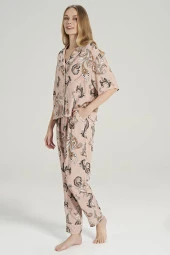 Kadın Pamuklu Şal Desenli Önden Düğmeli V Yaka Pijama Takımı - 4