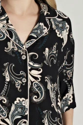 Kadın Pamuklu Şal Desenli Önden Düğmeli V Yaka Pijama Takımı - 7