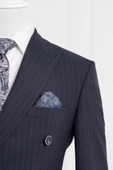 Luigi Diberti Çizgili Sivri Yaka Çift Yırtmaçlı Slimfit Kruvaze Takım Elbise thumbnail 5