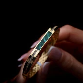 14k Altın Yeşil Mine Kelepçe Bilezik thumbnail 1