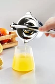 Nishev Döküm Paslanmaz Metal Sıkacak Limon Sıkacağı Portakal Narenciye Sıkıcı Pratik Mutfak Aleti - 3
