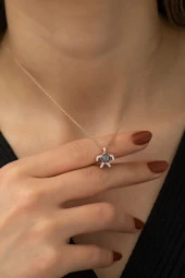 925 Ayar Gümüş Mistik Topaz Taşlı Minik Kaplumbağa Kolye Kadın Gümüş Kolye thumbnail 1