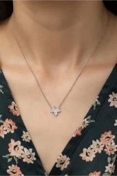 925 Ayar Gümüş Minik Çınar Yaprağı Kolye Kadın Gümüş Kolye thumbnail 2