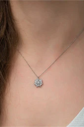 925 Ayar Buzlu Çiçek  Kadın Gümüş Kolye thumbnail 2