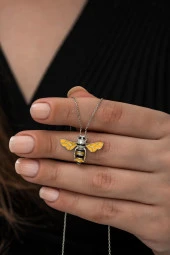 925 Ayar Arı Kolye Kadın Gümüş Kolye thumbnail 1