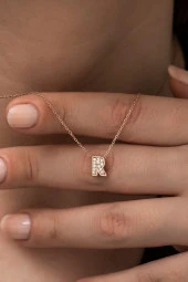 925 Ayar Harf Kolye 3 Boyutlu R Harfi Kadın Gümüş Kolye thumbnail 1