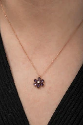 925 Ayar Mor Taşlı Çiçek Kolye Kadın Gümüş Kolye thumbnail 2