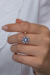 925 Ayar Gümüş Aquamarin Taşlı Lotus Çiçeği Kolye thumbnail 1